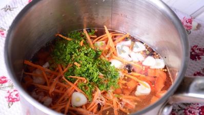 маринованные шампиньоны с овощами