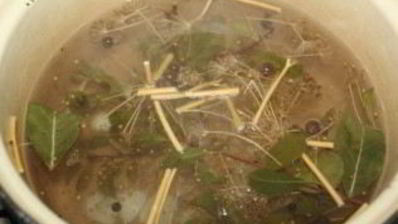 маринованные шляпки подберезовиков