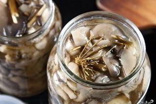 Маринованные вешенки с лимонной кислотой