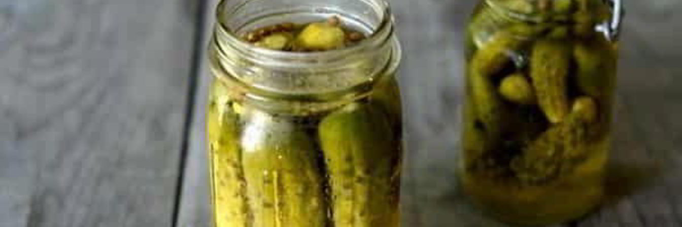 Огурцы маринованные на зиму хрустящие в банках — на литровую банку