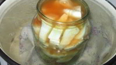 огурцы с кетчупом на зиму