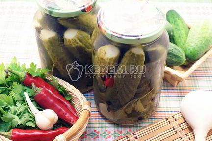 Острые огурчики на зиму