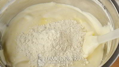 бисквитный рулет с повидлом