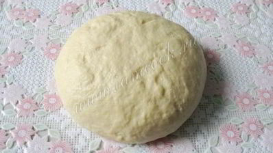 сдобный рулет с повидлом