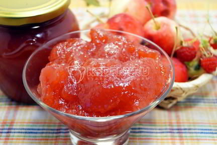 Яблочное повидло с малиной