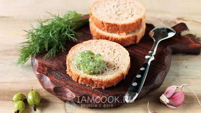 приправа из крыжовника с чесноком на зиму