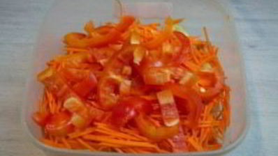 синенькие с морковкой квашеные