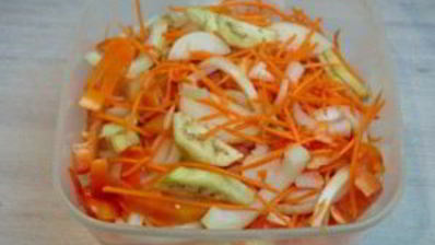 синенькие с морковкой квашеные