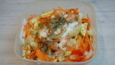 синенькие с морковкой квашеные