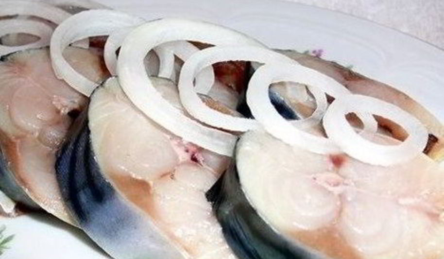 Рецепт быстрой скумбрии пряного посола