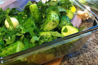 Быстрые малосольные огурцы