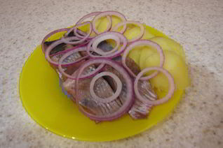 Домашняя малосольная сельдь