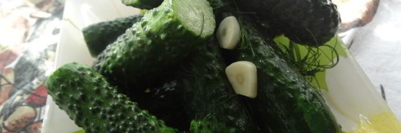 Хрустящие малосольные огурчики