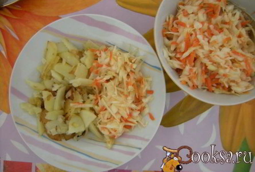 Малосольная капуста с морковью