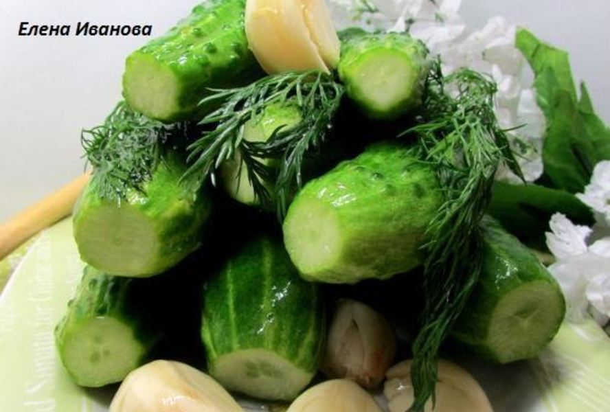 Малосольные огурчики в минеральной воде
