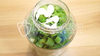 малосольные огурцы хрустящие