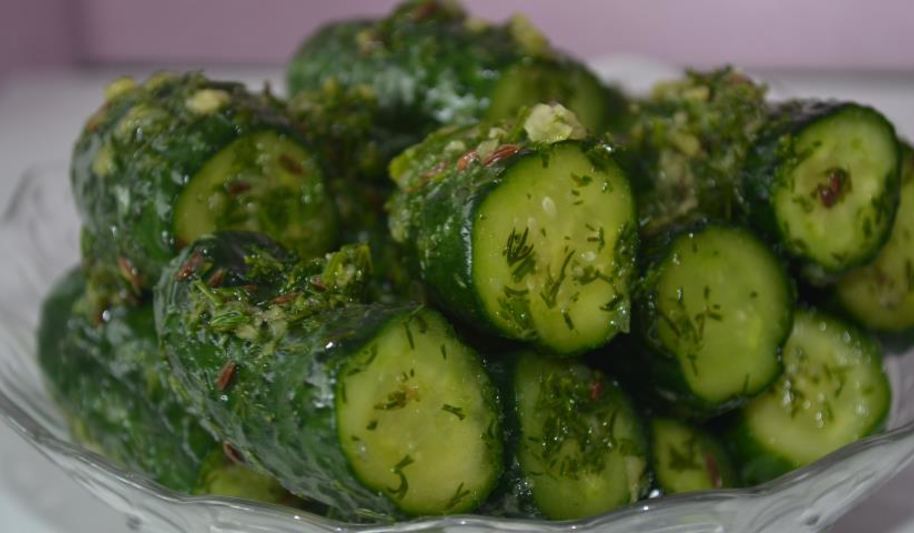 Рецепт малосольных огурцов сухого посола