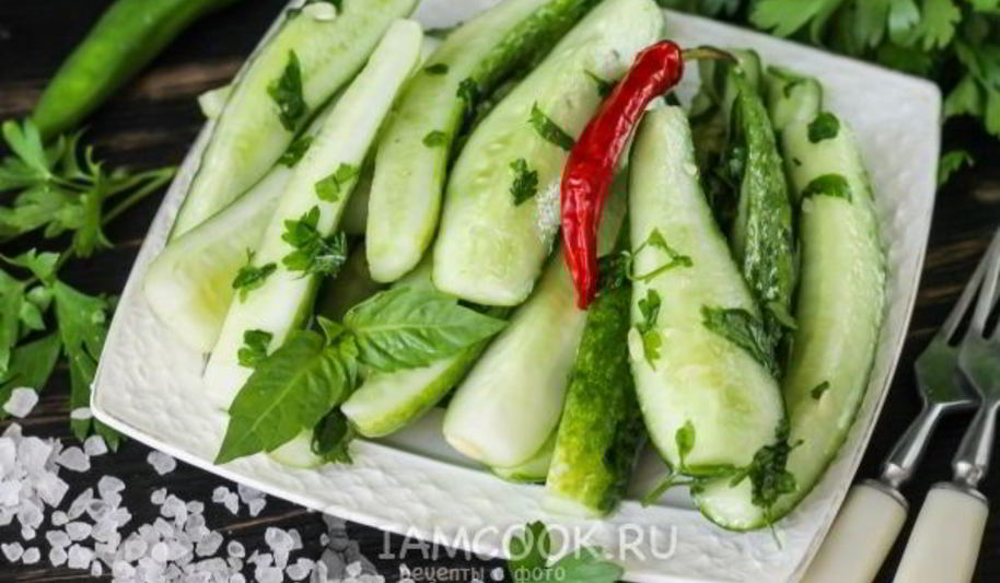 Рецепт малосольных огурцов в пакете за 2 часа