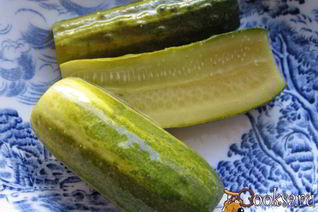 Малосольные огурцы за 15 минут