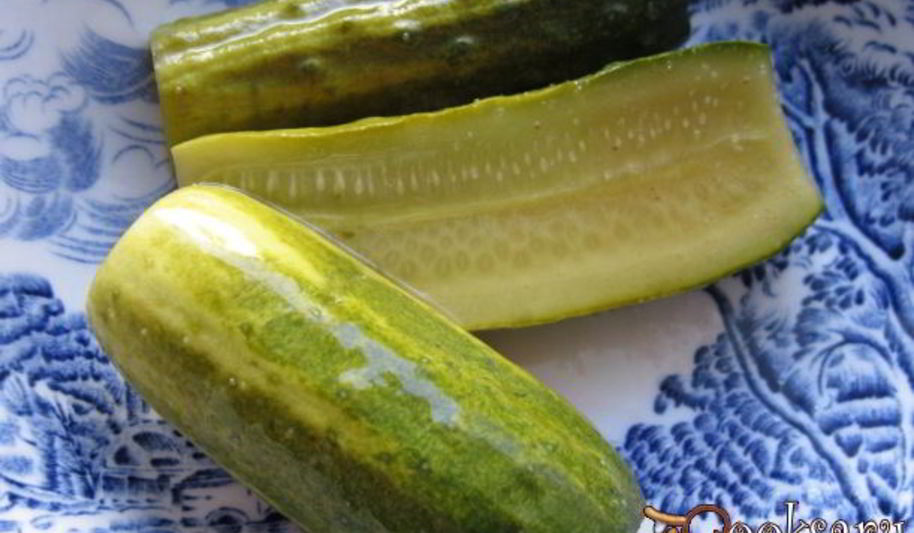 Рецепт малосольных огурцов за 15 минут