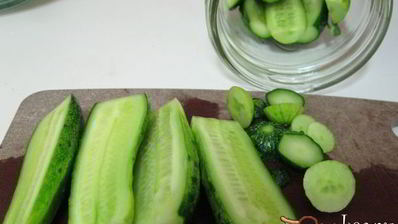 малосольные огурцы за 15 минут