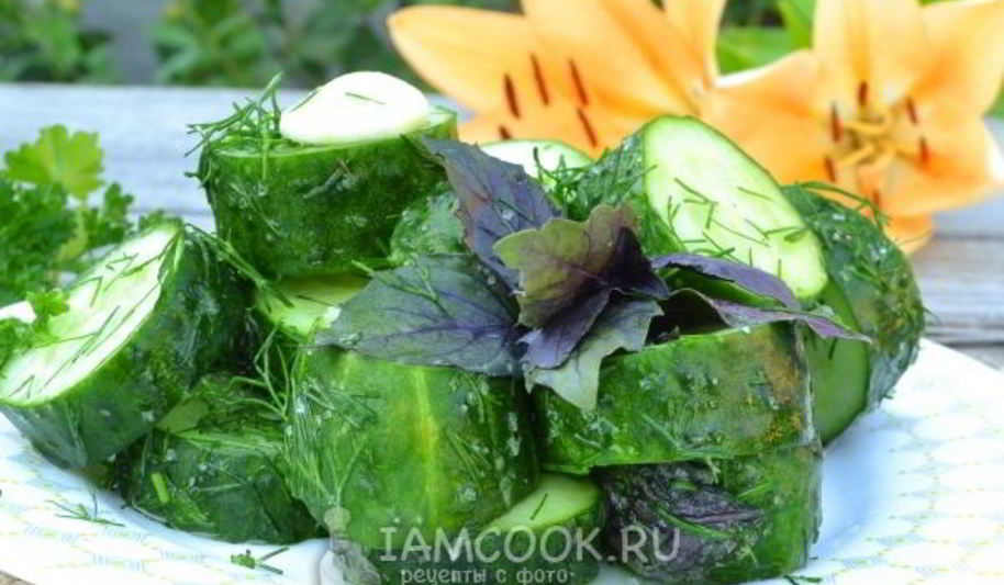 Рецепт малосольных огурцов за 5 минут