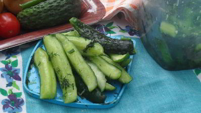 малосольные огурцы за полчаса