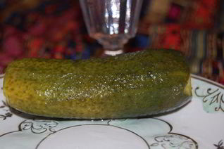 Огурцы малосольные фирменные