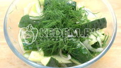 острые малосольные огурчики