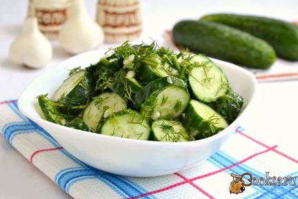 Острые малосольные огурцы за 5 минут