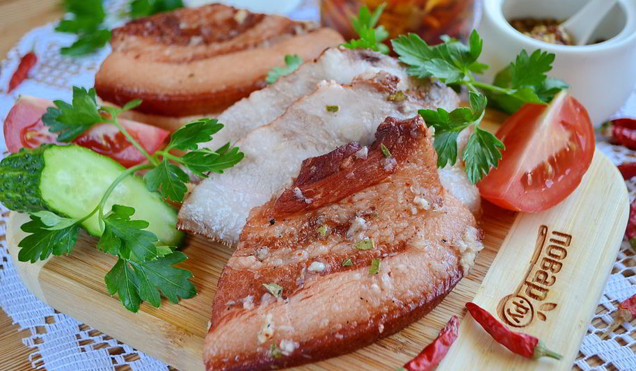 Рецепт сала в луковой шелухе