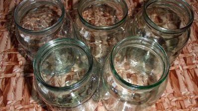 томатный сок, законсервированный на зиму