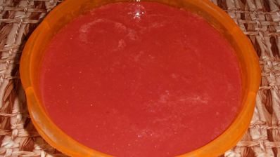 томатный сок, законсервированный на зиму