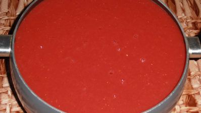 томатный сок, законсервированный на зиму