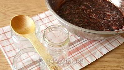 густое варенье из клубники