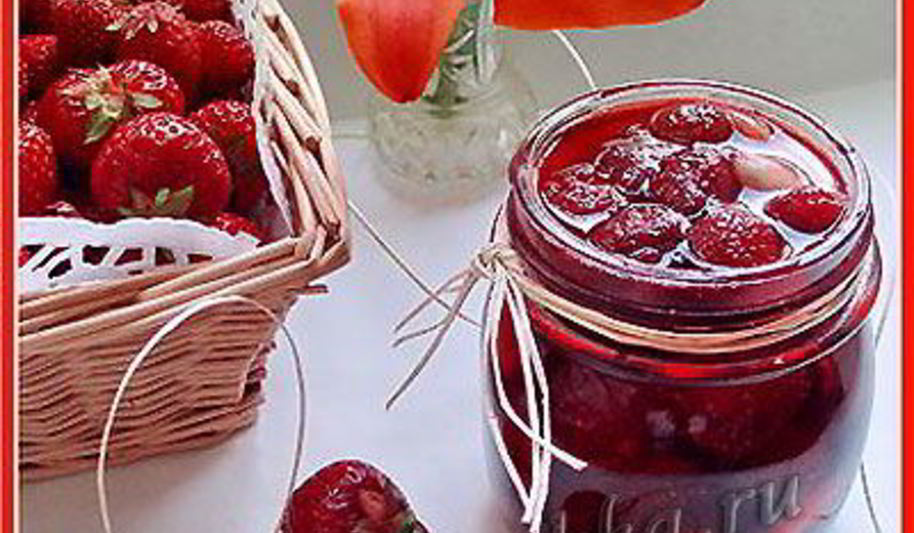 Рецепт клубничного варенья с миндалем и ликером amaretto