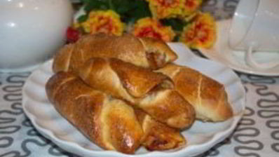 рулетики с абрикосовым вареньем