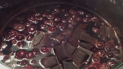 шоколадно-вишневое варенье