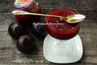 Сливовый конфитюр с ромовым изюмом
