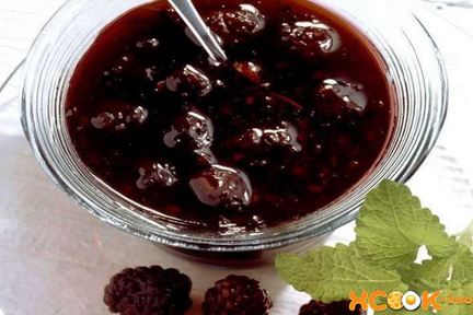 Варенье из ежевики с яблоками