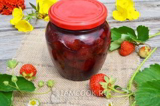 Варенье из клубники с цельными ягодами на зиму