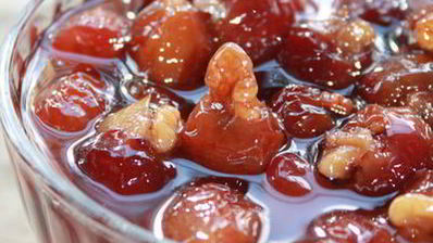 варенье из красно-желтой черешни с орехами