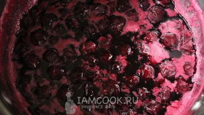варенье из вишни с косточками