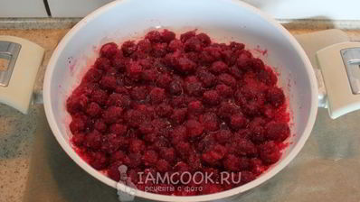 варенье из замороженной вишни на сковороде