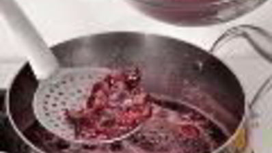 вишневое варенье с фундуком и пряностями