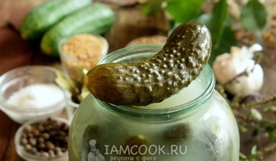 Рецепт засолки хрустящих огурцов на зиму