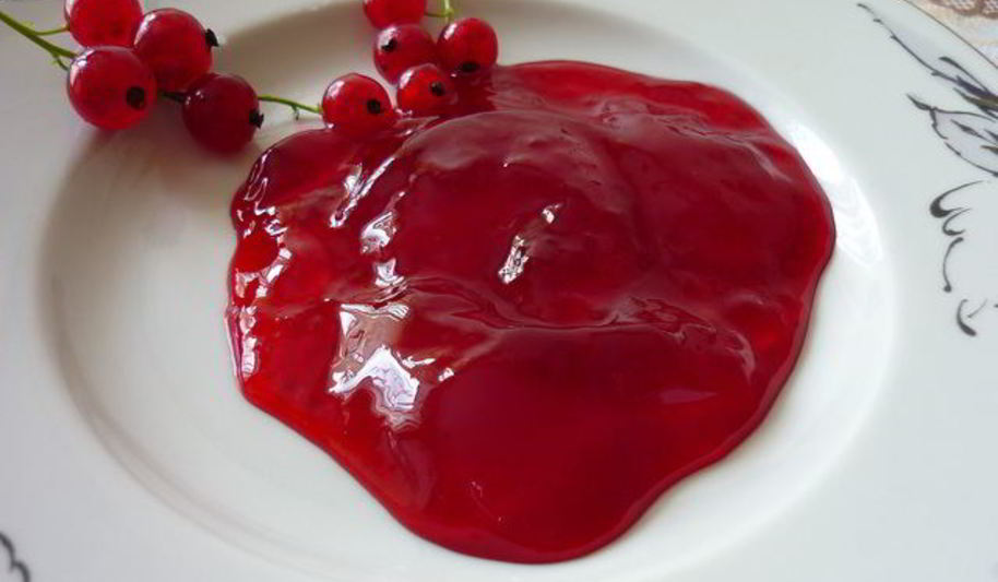 Рецепт желе из красной смородины на зиму