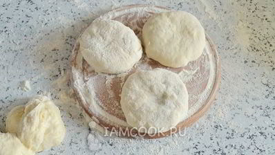 беляши с куриным фаршем