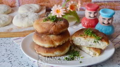 беляши с куриным фаршем