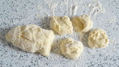 беляши с куриным фаршем